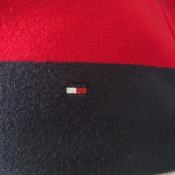 New Tommy Hilfiger women’s shirt, worn once, true to size! - Picture 4 of 4